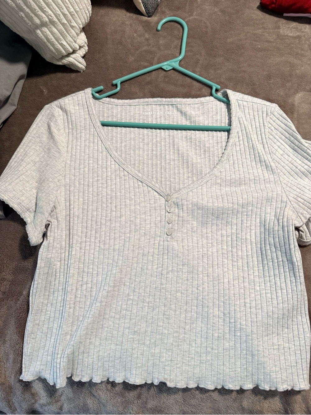 Light Heather Gray Ribbed Henley Tee crop